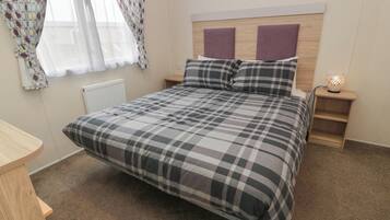 2 bedrooms, individually decorated, individually furnished, free WiFi