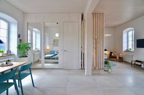 Old school with a modern apartment - The reading room