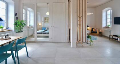 Old school with a modern apartment - The reading room