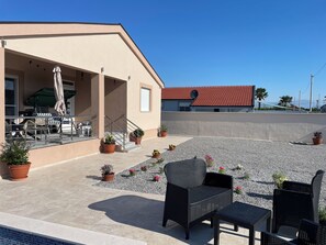 Terrace/patio - Between sea and mountains, in the countryside (Golubovci)