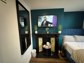 6 habitaciones, tabla de planchar con plancha, wifi y ropa de cama