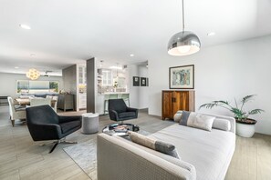 Smart TV, fireplace, offices