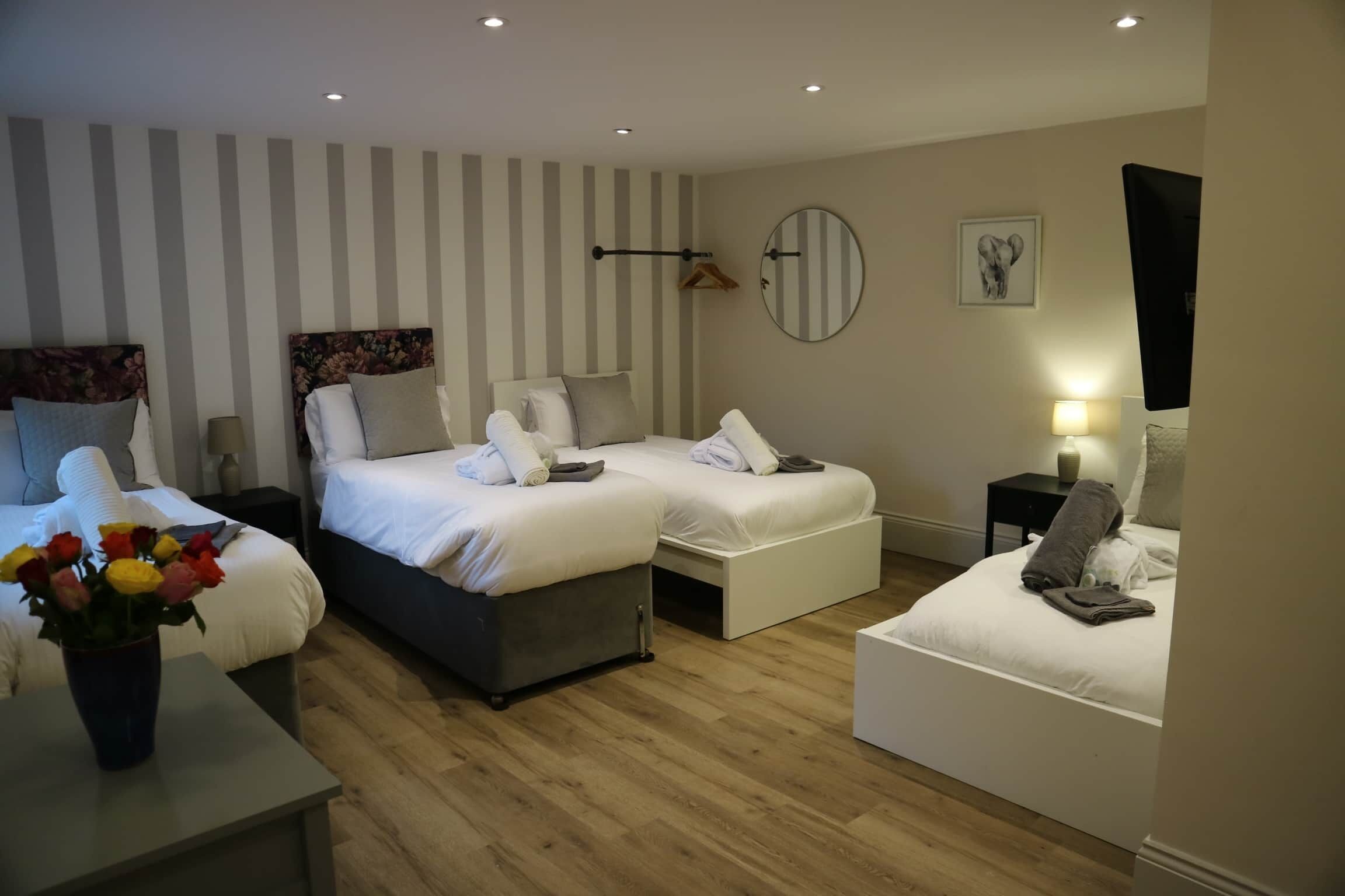 3 soverom, strykejern/-brett, wi-fi og sengetøy