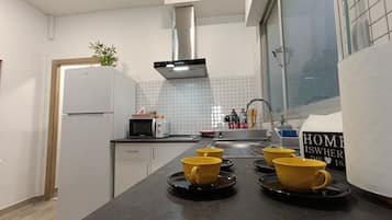 Microwave, stovetop