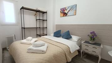 2 Schlafzimmer, Bügeleisen/Bügelbrett, WLAN, Bettwäsche