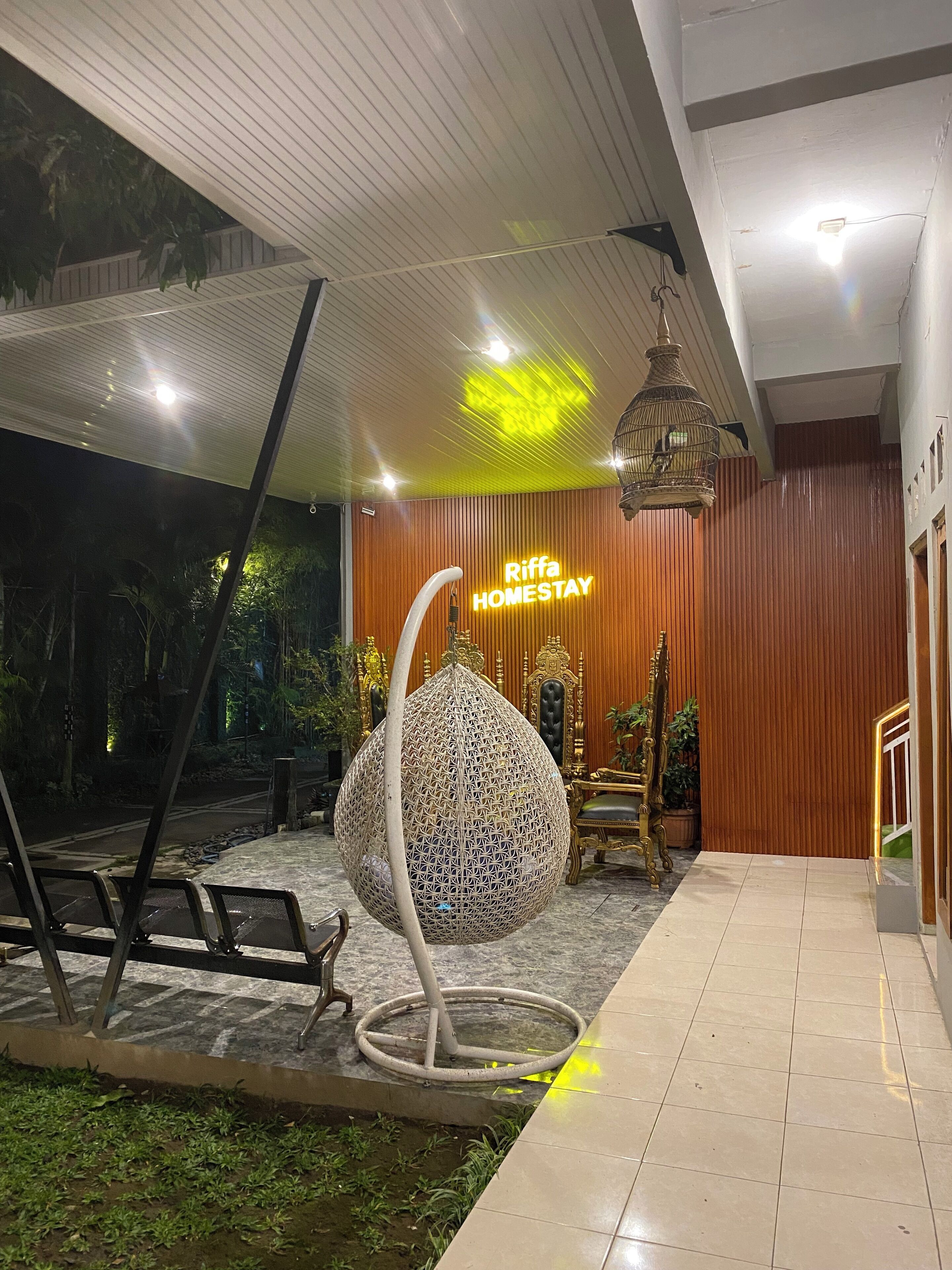 Bagian depan properti