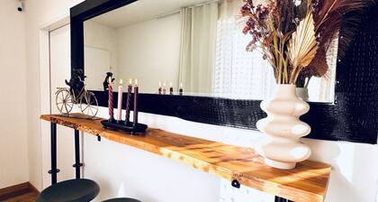 Elegant Room Near Kaufpark Alterlaa