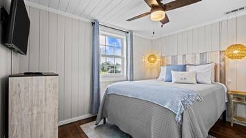 2 Schlafzimmer, Schreibtisch, Bügeleisen/Bügelbrett, WLAN