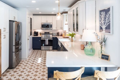 3BR Coastal Bungalow with Fenced Yard