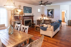 TV, fireplace, books, stereo - Dog-Friendly Vacation Rental in Beaufort, NC – Fenced Yard & Walk to Waterfront (Beaufort)