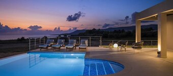 Villa Pinelopi Tria - Two Bedroom Villa, Sleeps 5