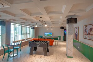 Tempat bermain anak – indoor