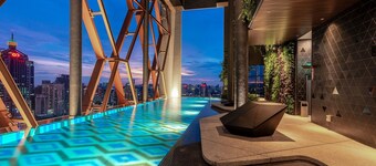 Scarletz Premium Service Suite KL