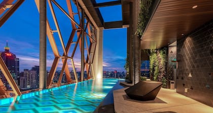 Scarletz Premium Service Suite KL