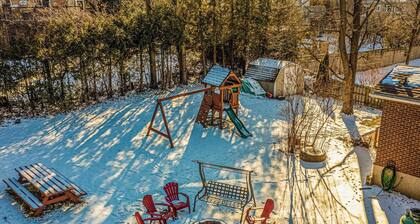 Heritage Cottage on Lake Scugog