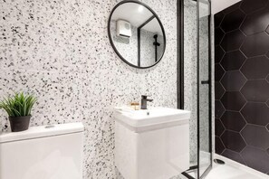 Bathroom - Bayswater Bliss Studio (London)