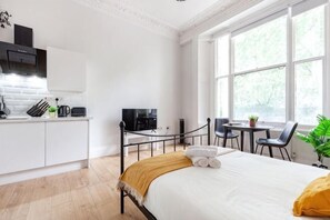Room - Bayswater Bliss Studio (London)