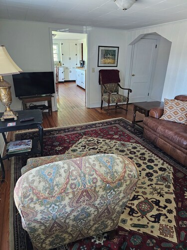 Cozy 2-bedroom house in charming Cheraw, SC