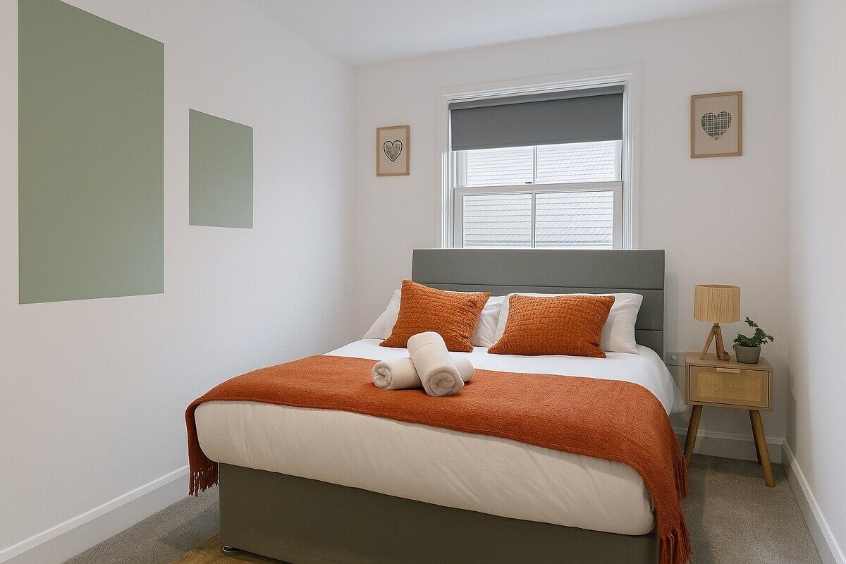 2 dormitorios, tabla de planchar con plancha, Internet y ropa de cama