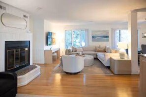 Télévision, livres, imprimantes