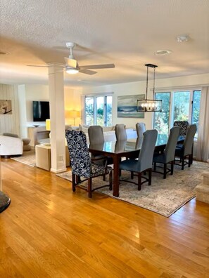 Dining - Oceanside Home, Private Beach Access, Sleeps 12, Pet Friendly, Gated Community (Bethany Beach)