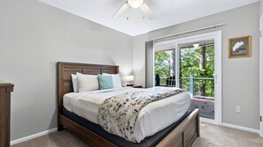 4 habitaciones, escritorio, tabla de planchar con plancha y wifi gratis 