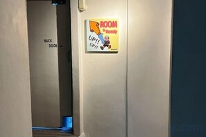 Unclassified image, 2 of 31, button - DaDa97 Hostel (Bangkok)