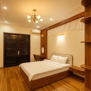 3 bedrooms, iron/ironing board, travel cot, free WiFi