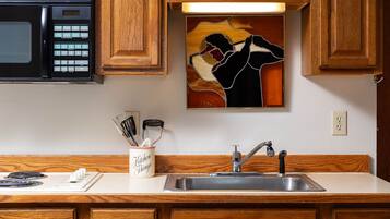 Fridge, microwave, stovetop, toaster