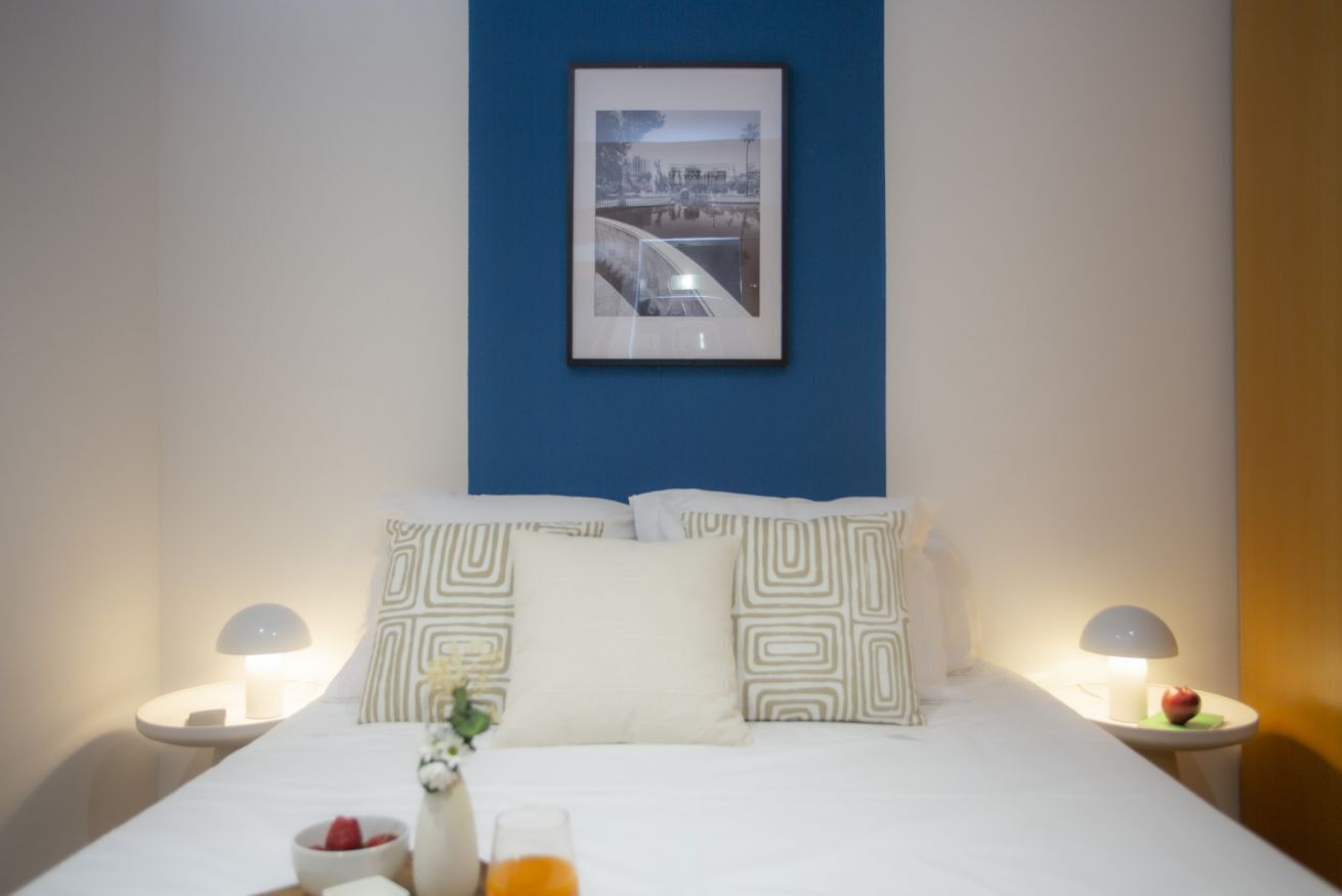 1 dormitorio, tabla de planchar con plancha, wifi gratis y ropa de cama