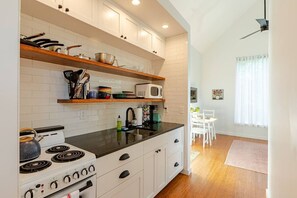 Microwave, oven, stovetop, dishwasher