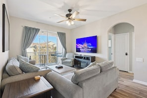 TV connectée, cheminée, jeux vidéo