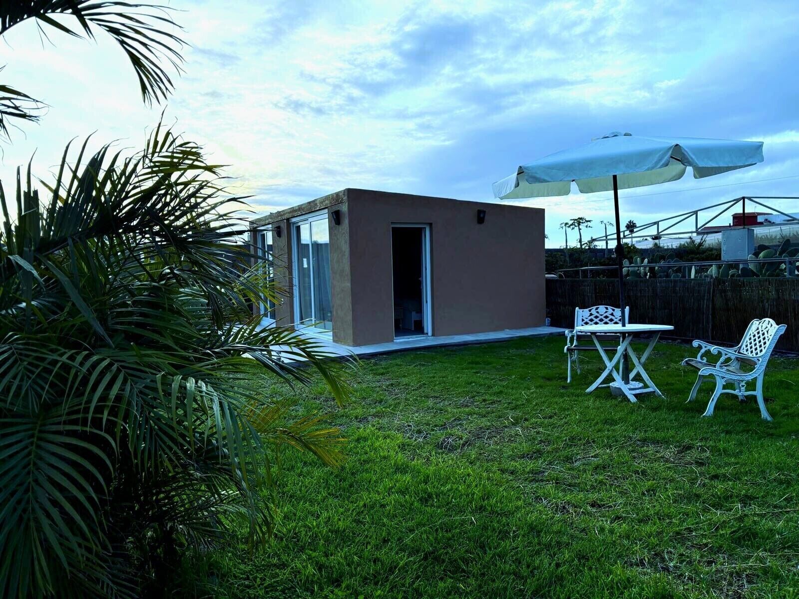 テラス / パティオ. Apartment 'Casa Deco' with Mountain Views, Wi-Fi and Air Conditioning