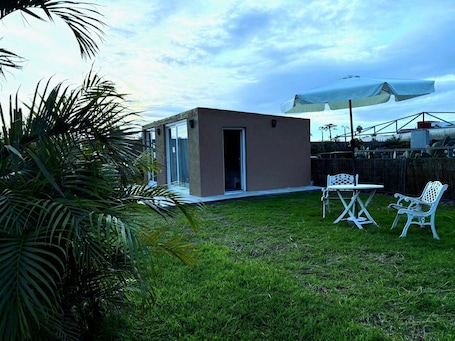 Terrace/patio. Apartment 'Casa Deco' with Mountain Views, Wi-Fi and Air Conditioning