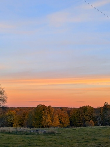 Country charm, quiet hideaway. Country, quiet setting.
