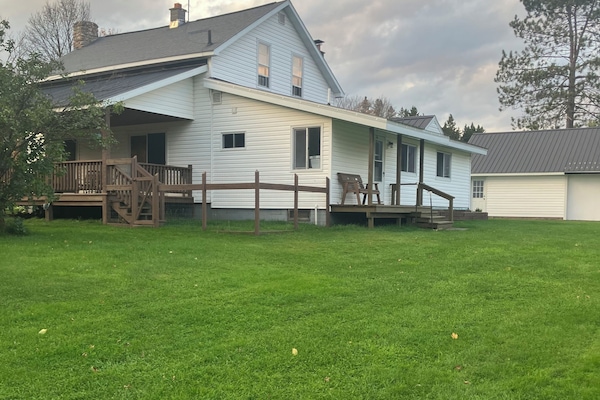 Back decks lodge
