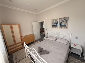 2 habitaciones y caja de seguridad en la habitación