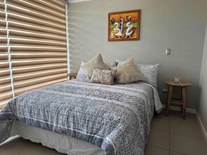 2 chambres, fer et planche à repasser, Wi-Fi, draps fournis