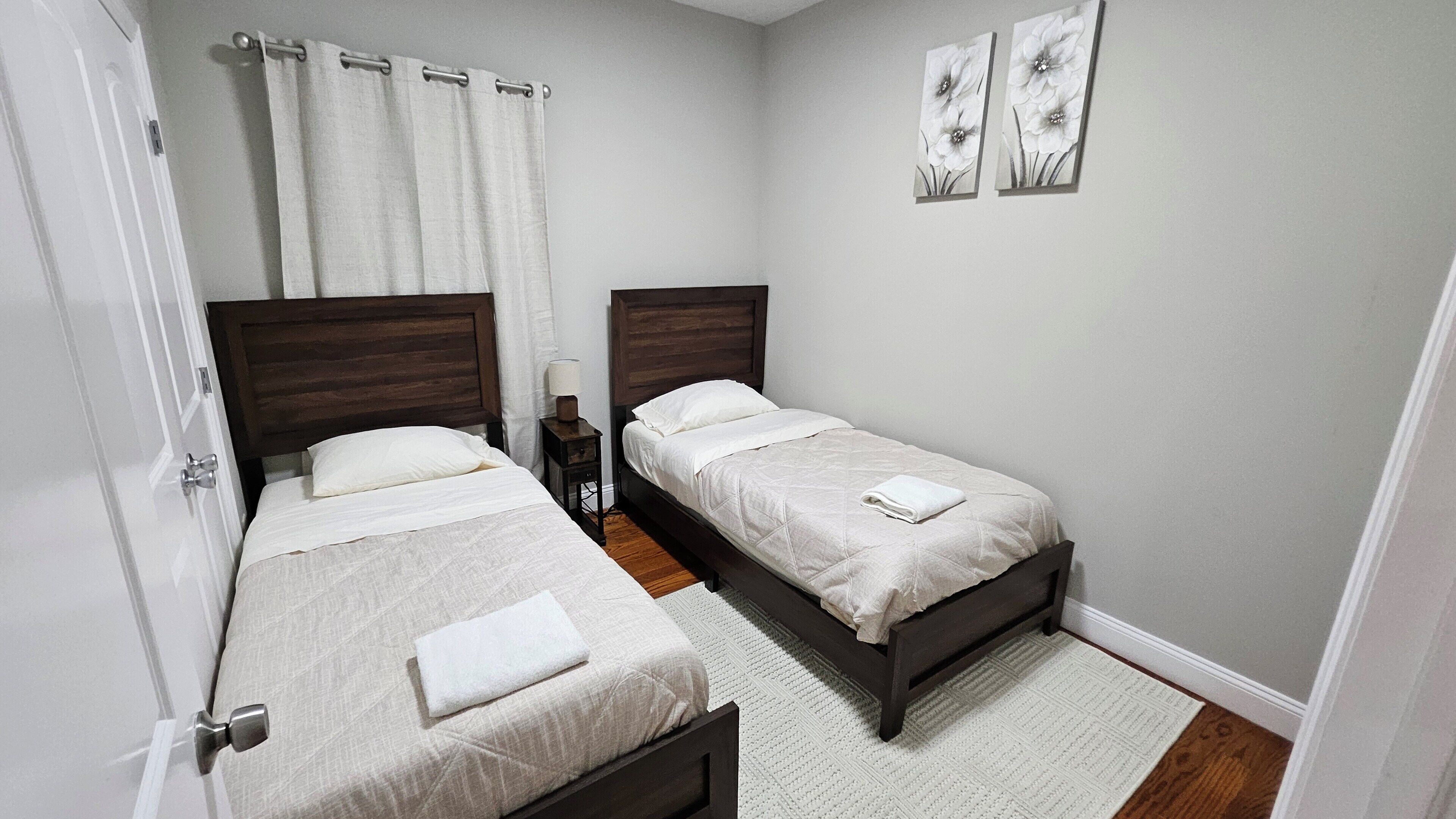 4 makuuhuonetta, silitysrauta/-lauta, Wi-Fi