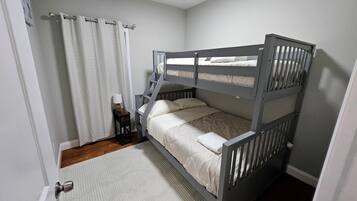 4 chambres, fer et planche Ă repasser, Wi-Fi