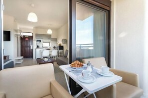 Cots/infant beds - BnB Homes Jardim Cozy Apartment with 3 Swimming pools near the Old Town (Albufeira)