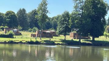 ทะเลสาบ