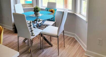 Sun & Sea Retreat 3 bedroom 4 Bed Intercoastal home for boat lovers in Hampstead