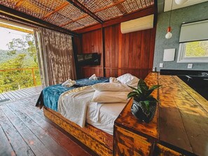 1 bedroom, WiFi, bed sheets - Casa de Vidro Sumbawa - Hospedar com Propósito (Florianópolis)