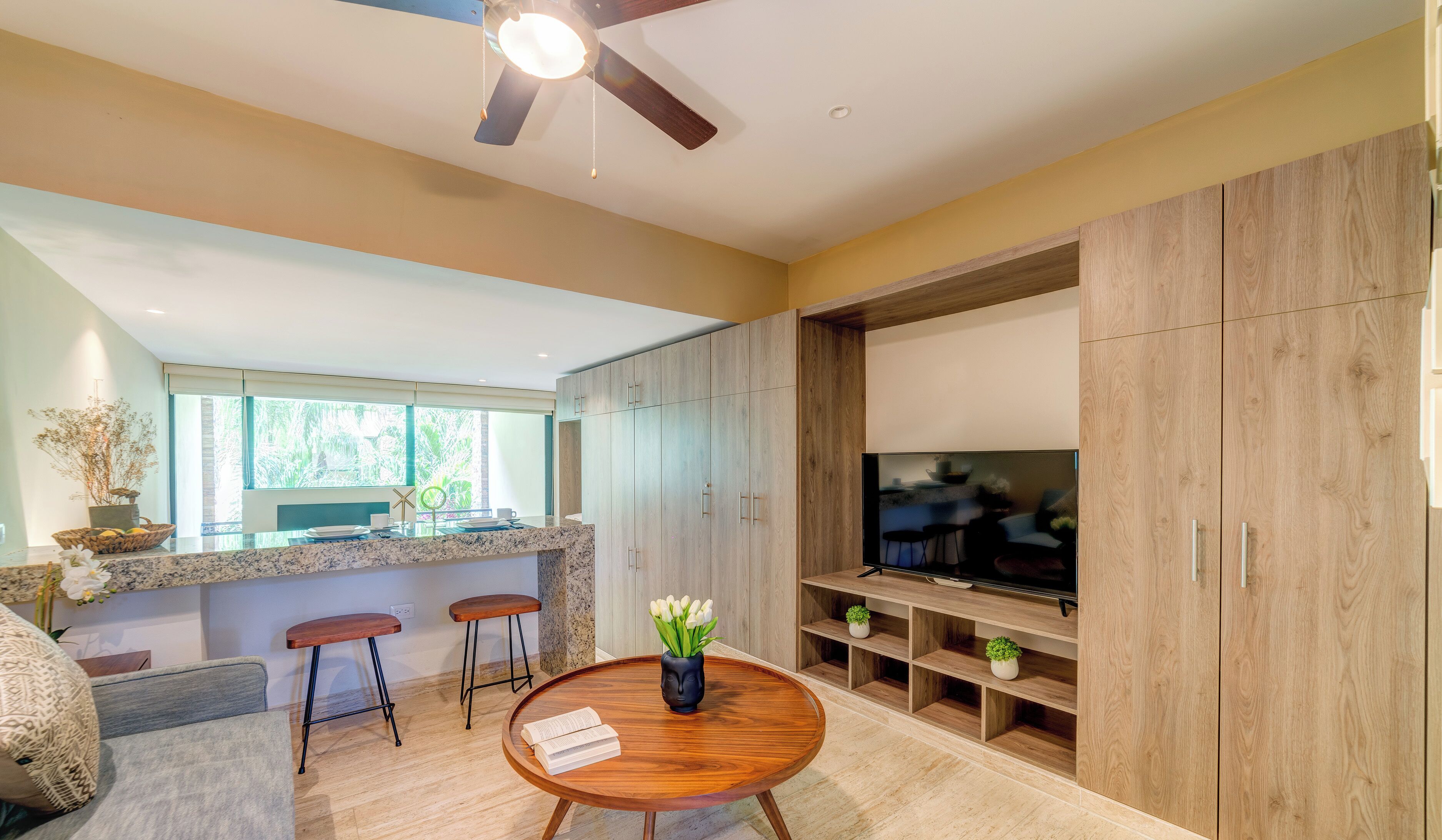 Studio, 1 King Bed with Sofa bed, Non Smoking, Balcony | Living area | Smart TV