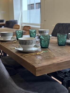 Daily buffet breakfast (EUR 11 per person) - Arcades Hôtel Cholet (Cholet)