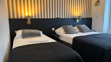 Chambre Triple Classique | Bureau, espace de travail pour ordinateur portable, Wi-Fi gratuit