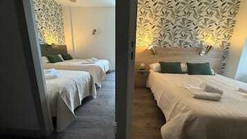 Chambre Familiale | Bureau, espace de travail pour ordinateur portable, Wi-Fi gratuit