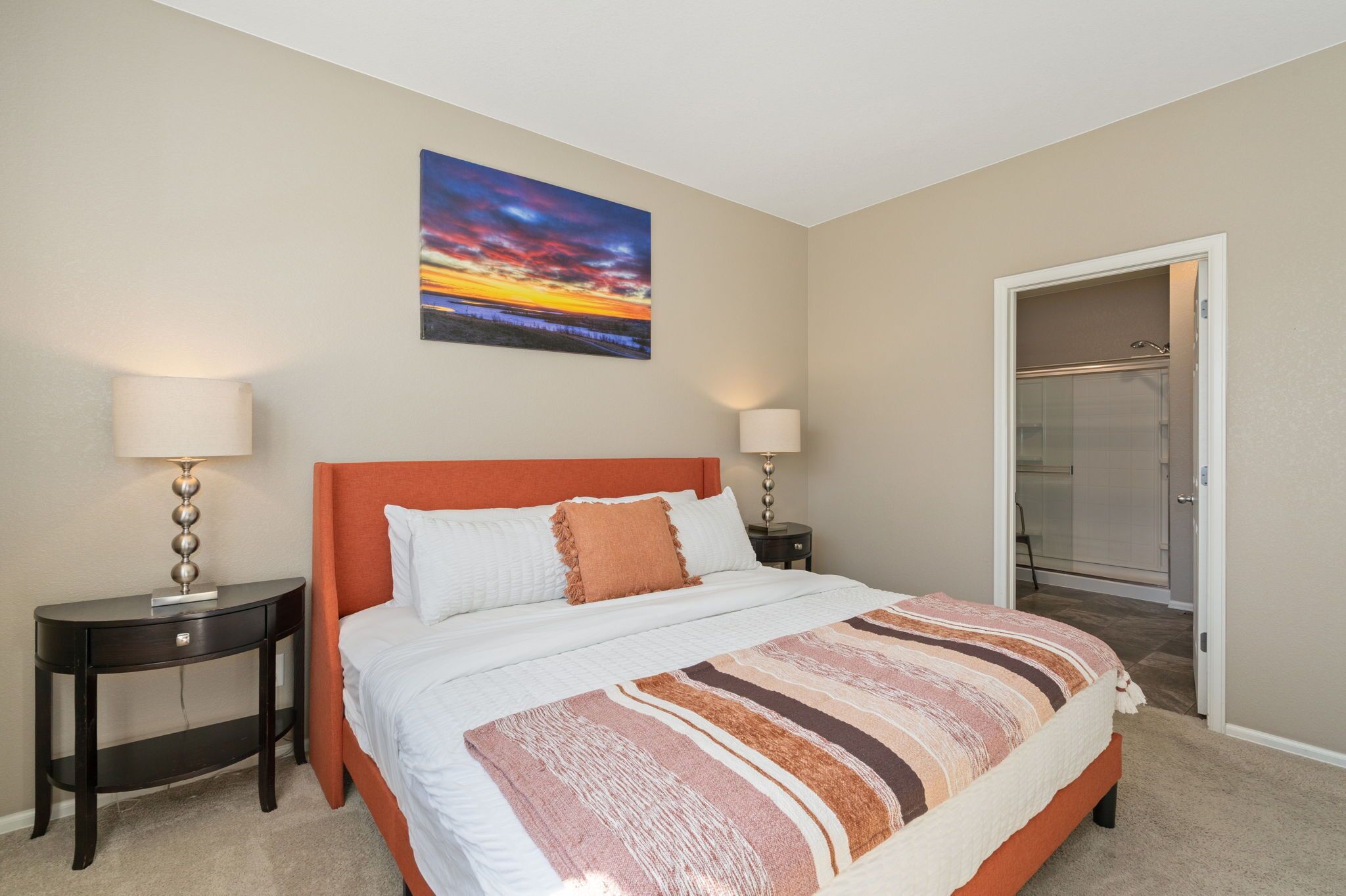 House, Multiple Beds, Patio, Garden View (921 Birchdale Court)