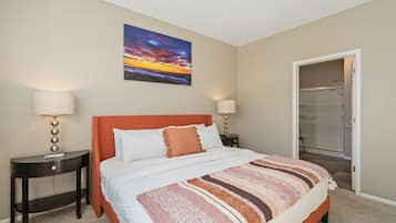 House, Multiple Beds, Patio, Garden View (921 Birchdale Court)